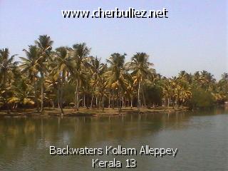 légende: Backwaters Kollam Alleppey Kerala 13
qualityCode=raw
sizeCode=half

Données de l'image originale:
Taille originale: 104920 bytes
Heure de prise de vue: 2002:02:26 08:11:26
Largeur: 640
Hauteur: 480
